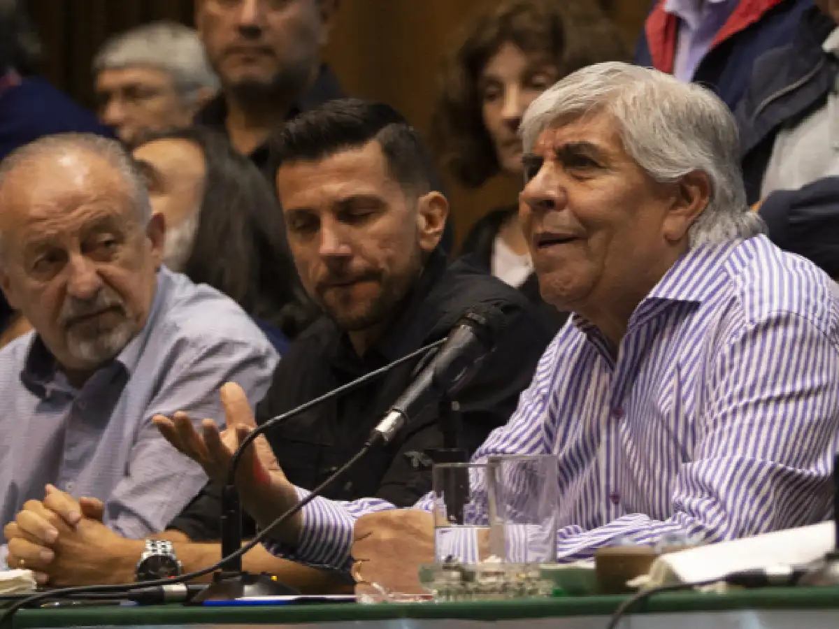 Moyano y las CTA convocan a un paro para el 30 de abril