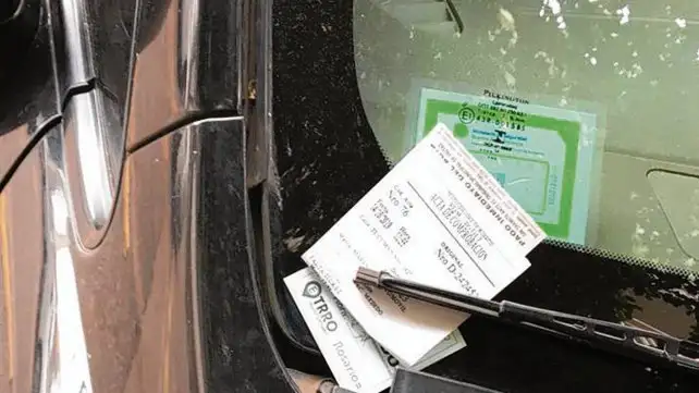 Muchos fueron multados por creer que no regía el parking medido