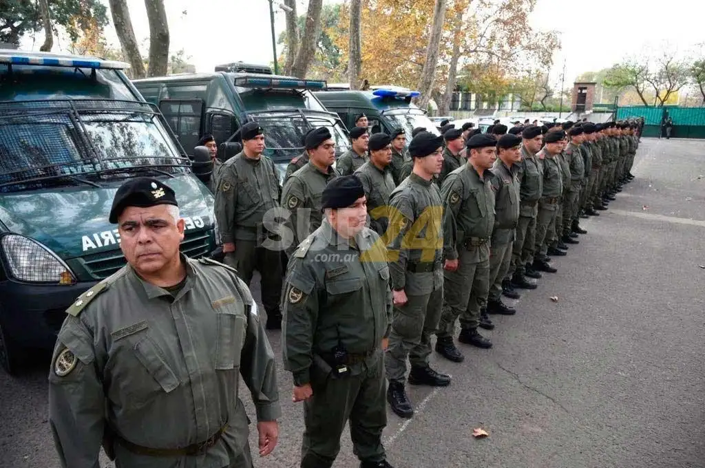 Alberto Fernández recibe a Omar Perotti y Pablo Javkin por reclamo de seguridad