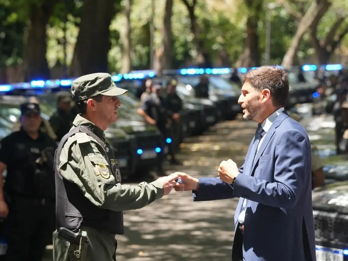 El gobernador Pullaro durante el acto en Rosario.