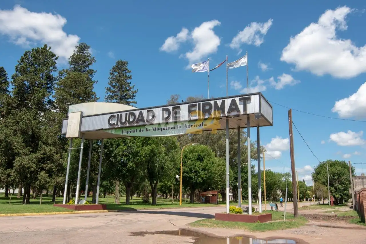 Enrico pide celeridad en el plan de desagües en Firmat