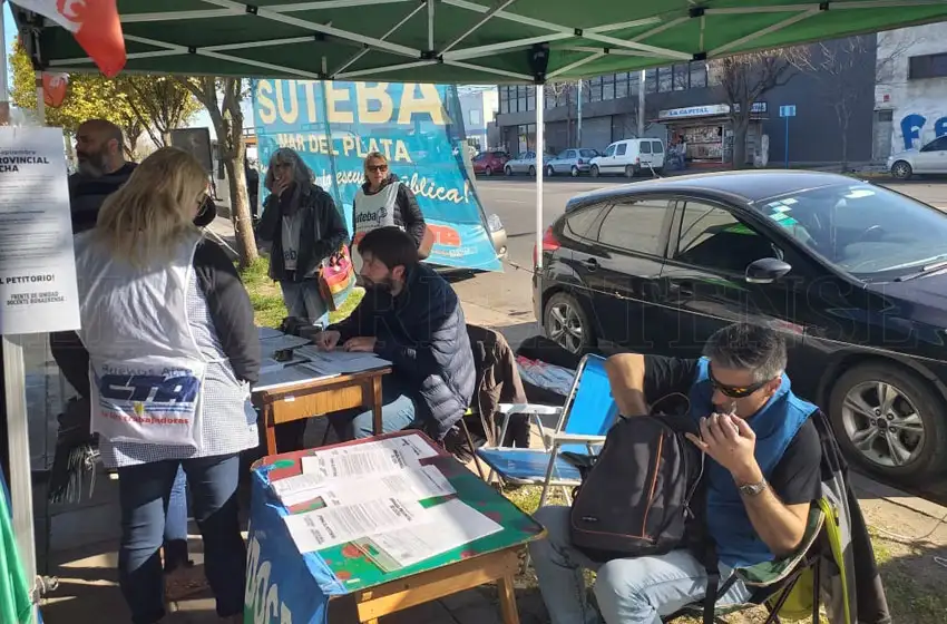 SUTEBA: "Si cumplen con los anuncios, el lunes comienzan las clases"