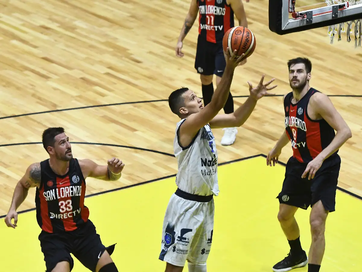 José Peralta continuará jugando en la “A”