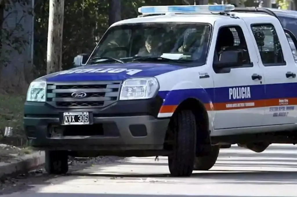 Violento robo en Monte Grande: maniataron a una pareja de jubilados y se llevaron 30.000 pesos