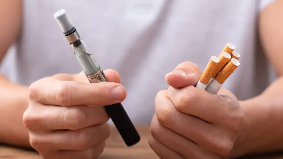El número de fumadores de tabaco en cifras absolutas ha bajado de 1.380 millones a principios de siglo a 1.237 millones en 2024.