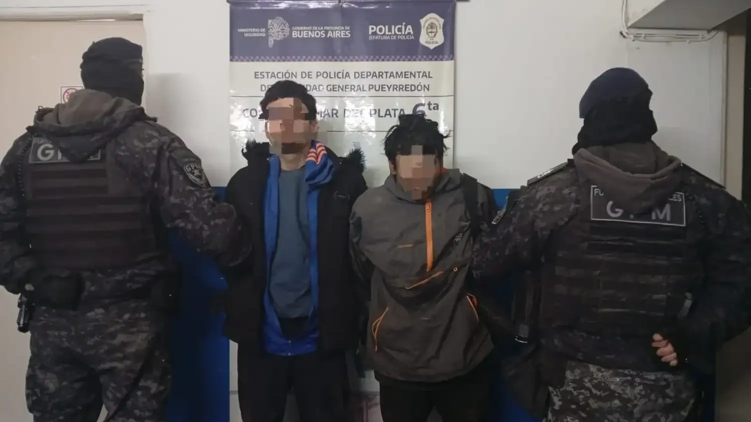 Interceptaron a dos hombres armados en una moto robada