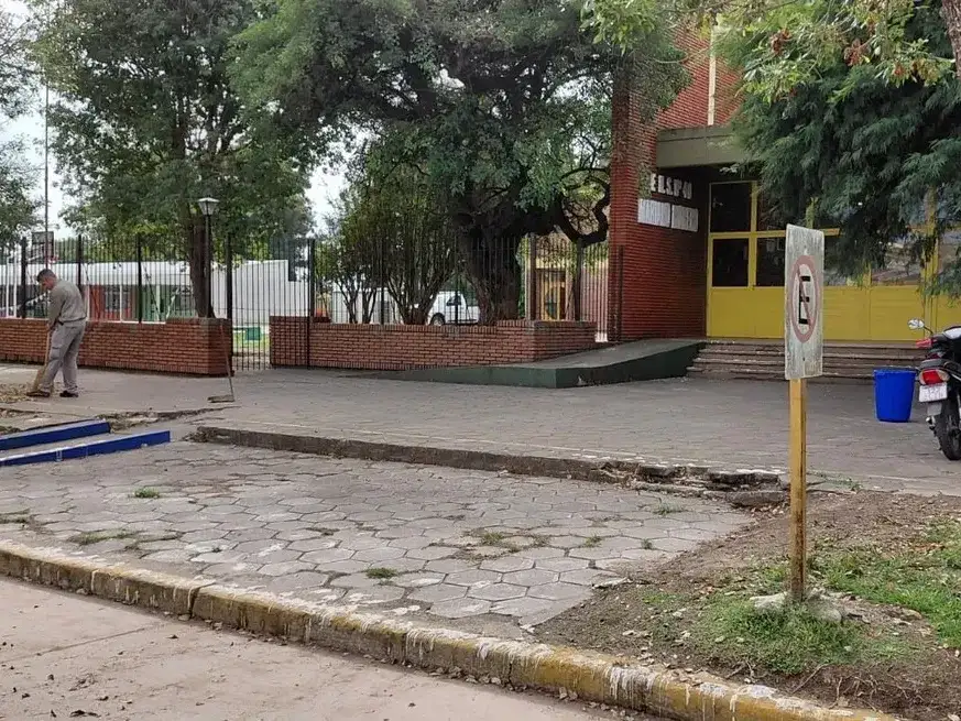 La Escuela Nº 40 Mariano Moreno de San Cristóbal donde se realizó el trágico hecho.