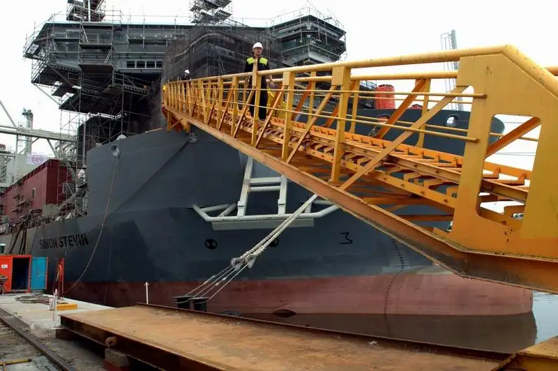 Piden desarrollar la industria naval