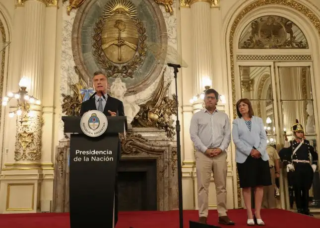 Macri firmó DNU para la extinción de dominio