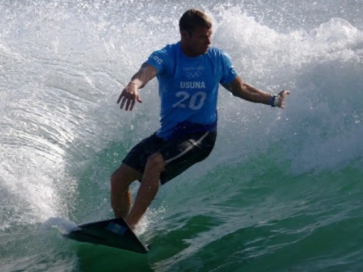 "Lele" Usuna no pasó el corte en surf  