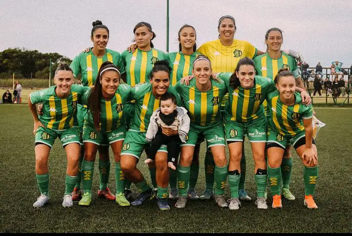 El equipo con el que debutó Aldosivi. (Foto: Prensa Aldosivi)
