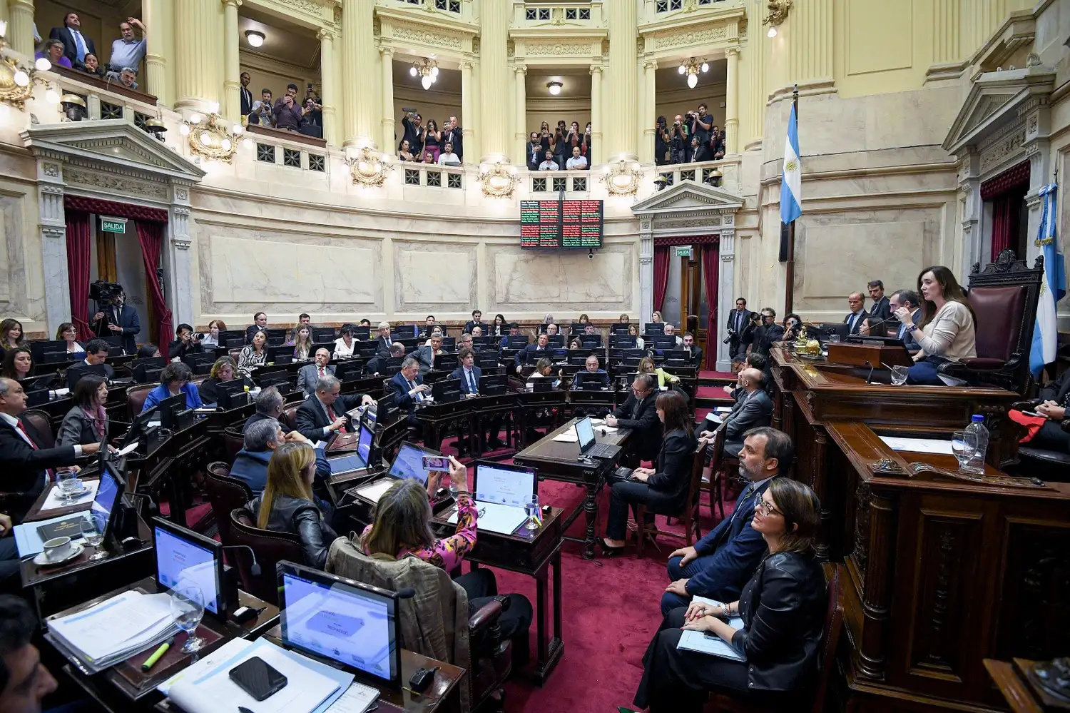 Los dos proyectos se debatirán el miércoles en el Senado.