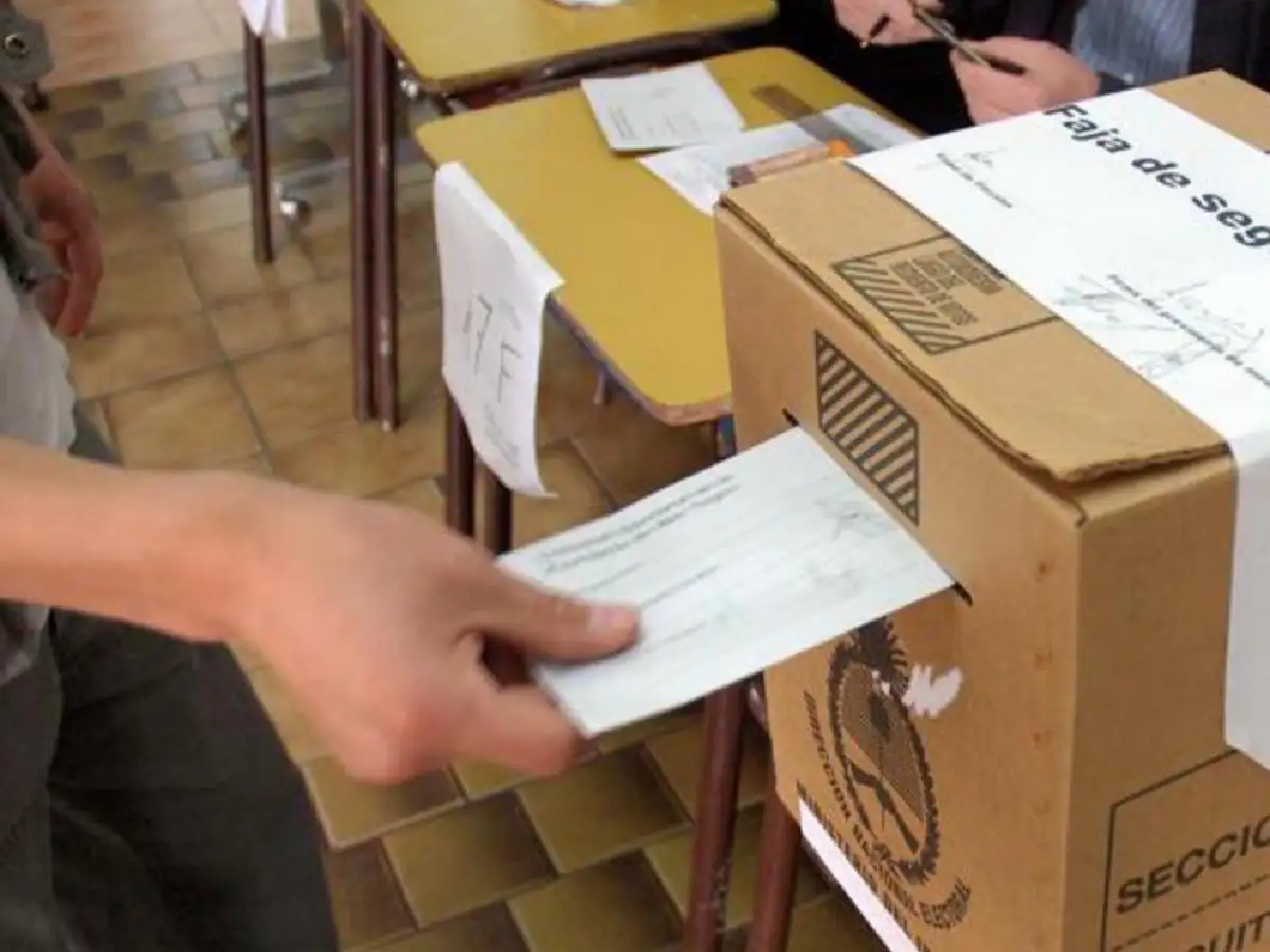 Una de cada tres autoridades de mesa se excusó de participar en las PASO