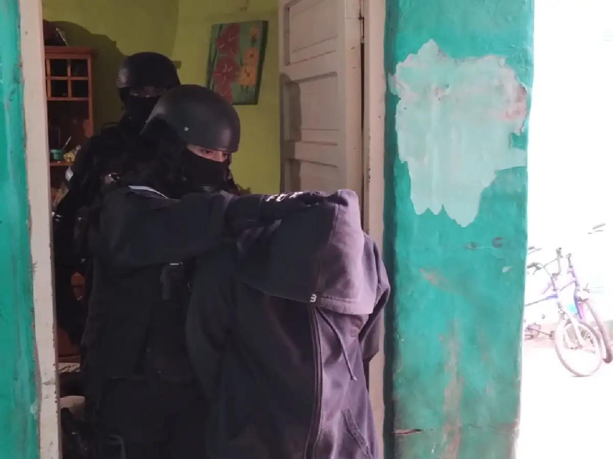 Desbaratan banda narco liderada por un preso de San Francisco 