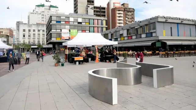 Mudaron una escultura para evitar el vandalismo