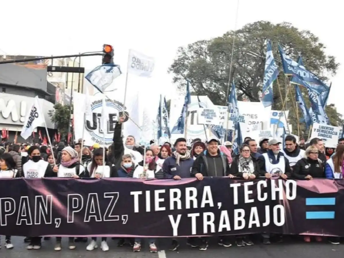 Los movimientos sociales le exigieron al Gobierno crear el ministerio de la Economía Popular