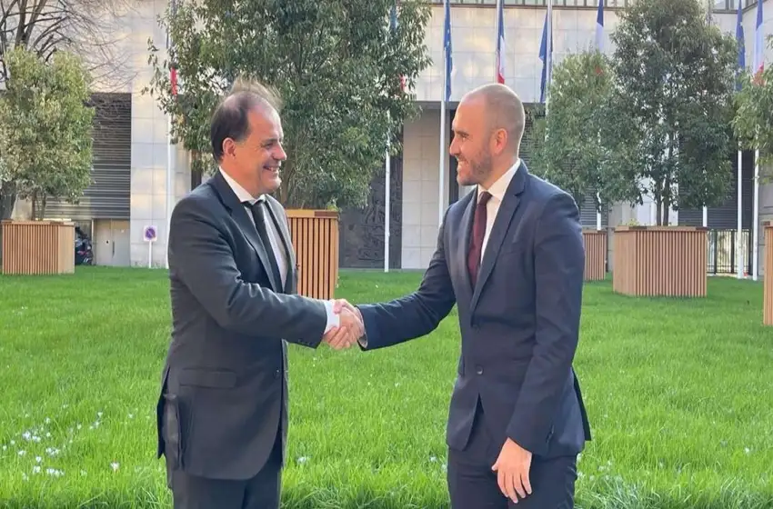 Martín Guzmán acordó con el Club de París extender el tiempo para la negociación y evitó el default