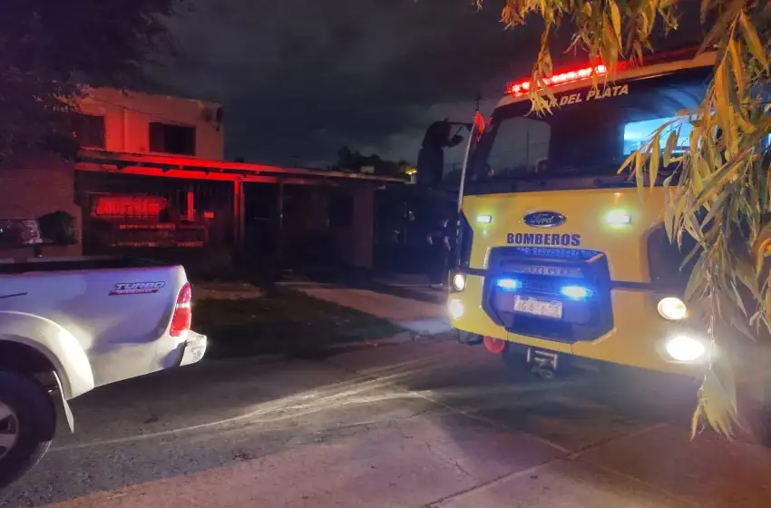 Se incendió una vivienda en el barrio Fortunato de la Plaza