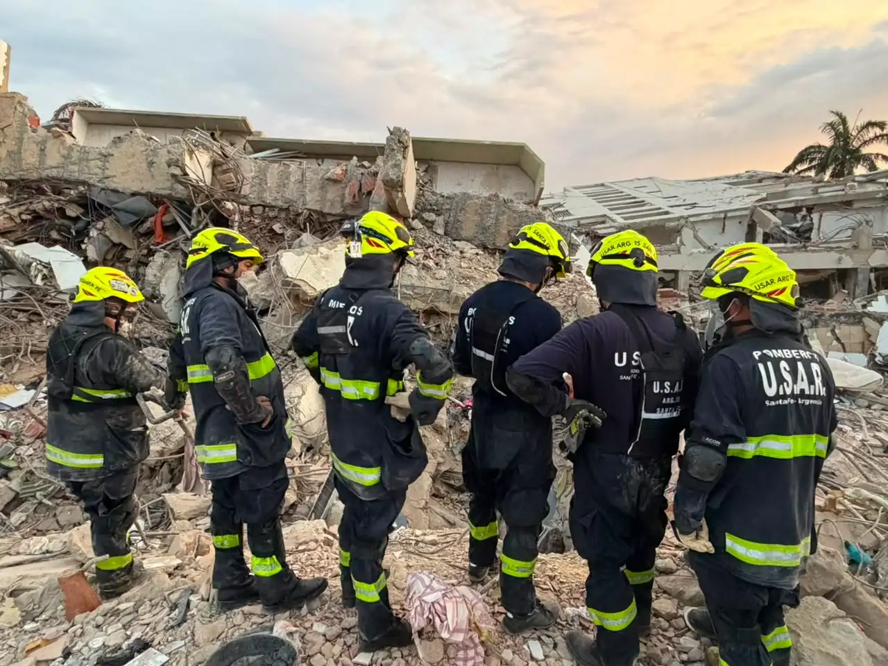 El trabajo sin descanso en el "punto cero" de los bomberos santafesinos. Foto: Gentileza.