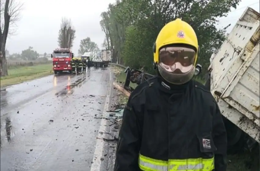 Fatal accidente entre camiones en la Ruta 33