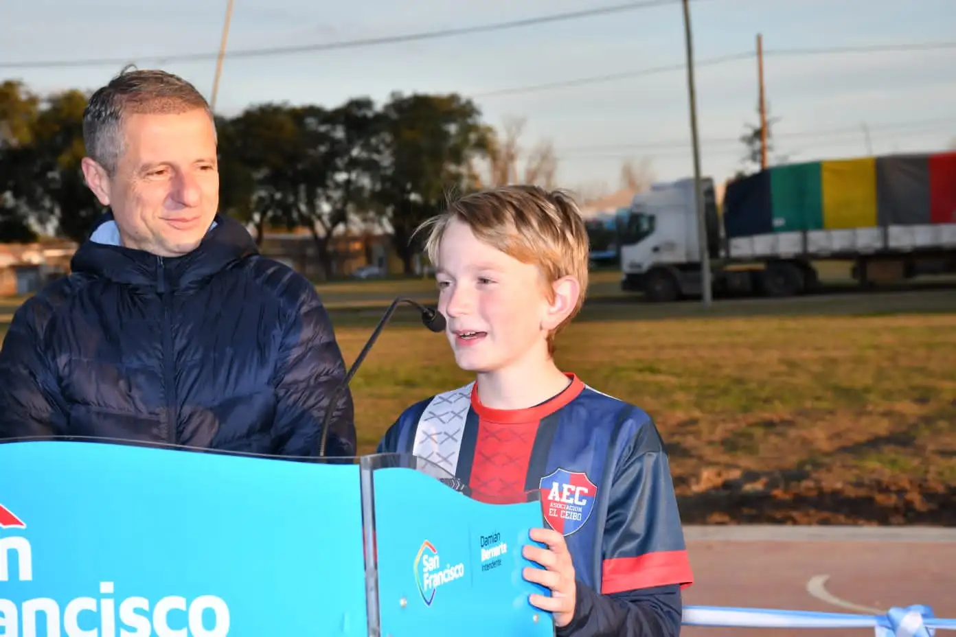 Bernarte y Bianchotti Catanneo en la inauguración de las canchas 3x3.