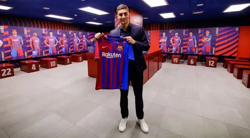 El Barcelona presentó al sucesor del Kun Agüero
