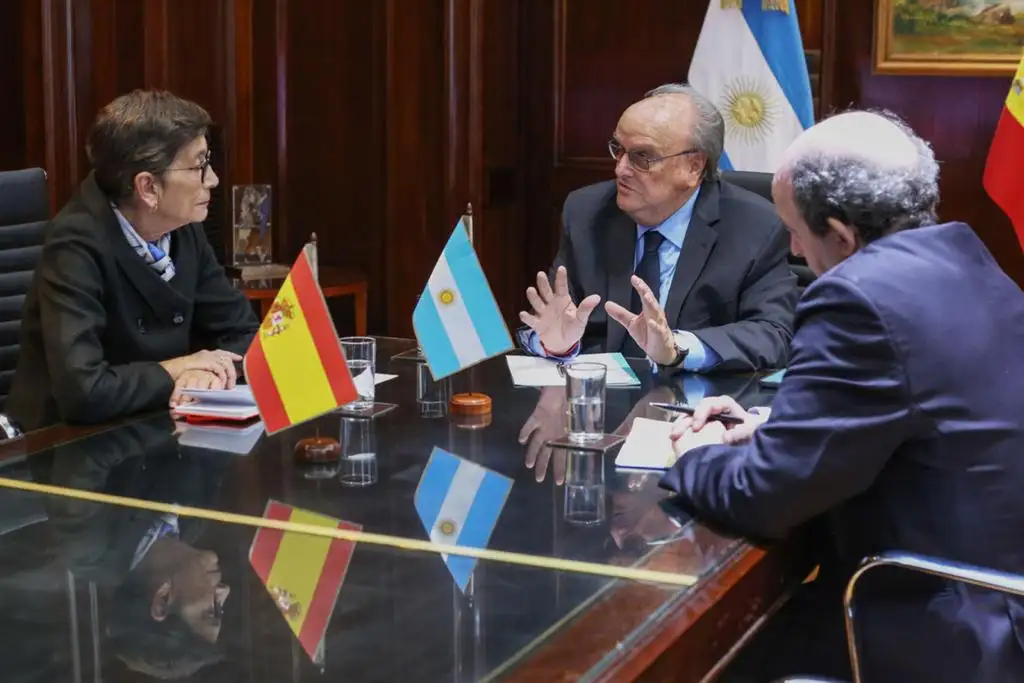 Argentina y España trabajan para promover la transformación industrial 4.0 de las PyMEs