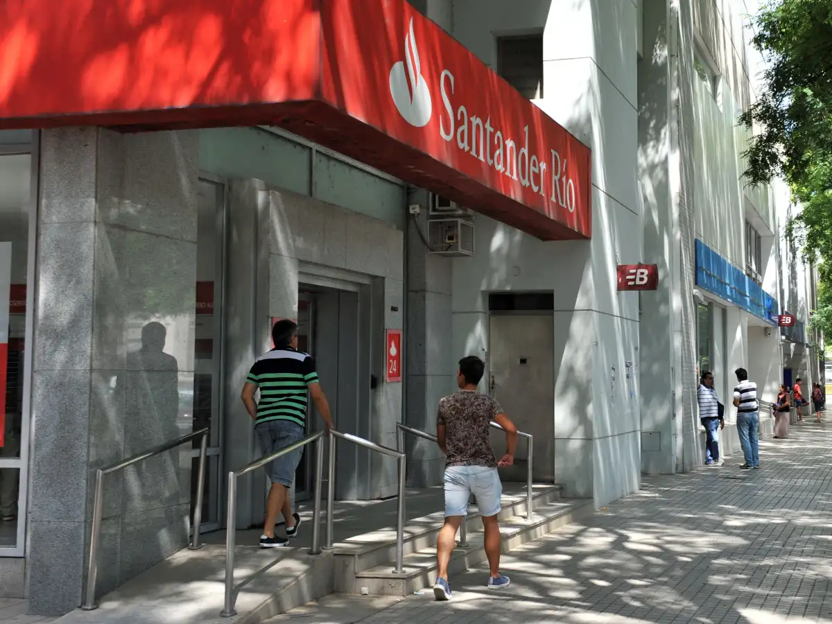 Bancarios amenazan con un paro de 48 horas para esta semana  