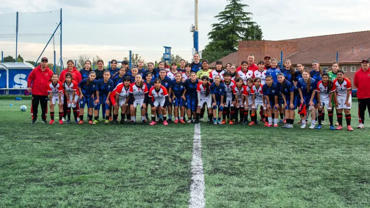 San Lorenzo femenino visitó la villa olímpica de Velez Sarsfield.