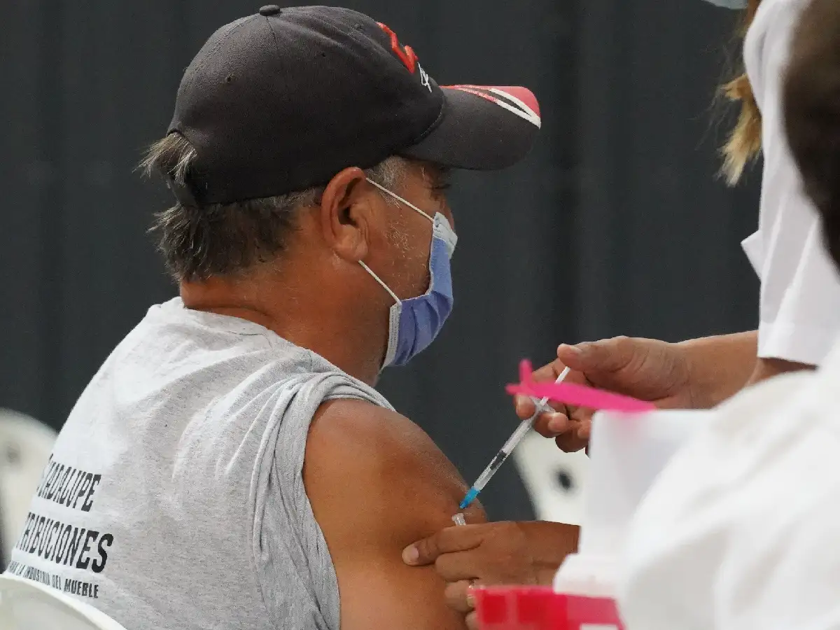 Aumentan los pacientes hospitalizados y hay 375 nuevos casos de covid en la ciudad