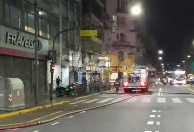 Siete heridos tras el incendio de un departamento en Balvanera