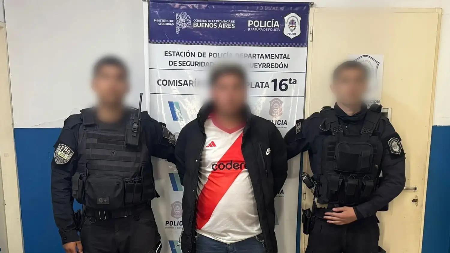 El detenido tiene 27 años y fue imputado por los delitos de robo automotor, encubrimiento, daños y lesiones.