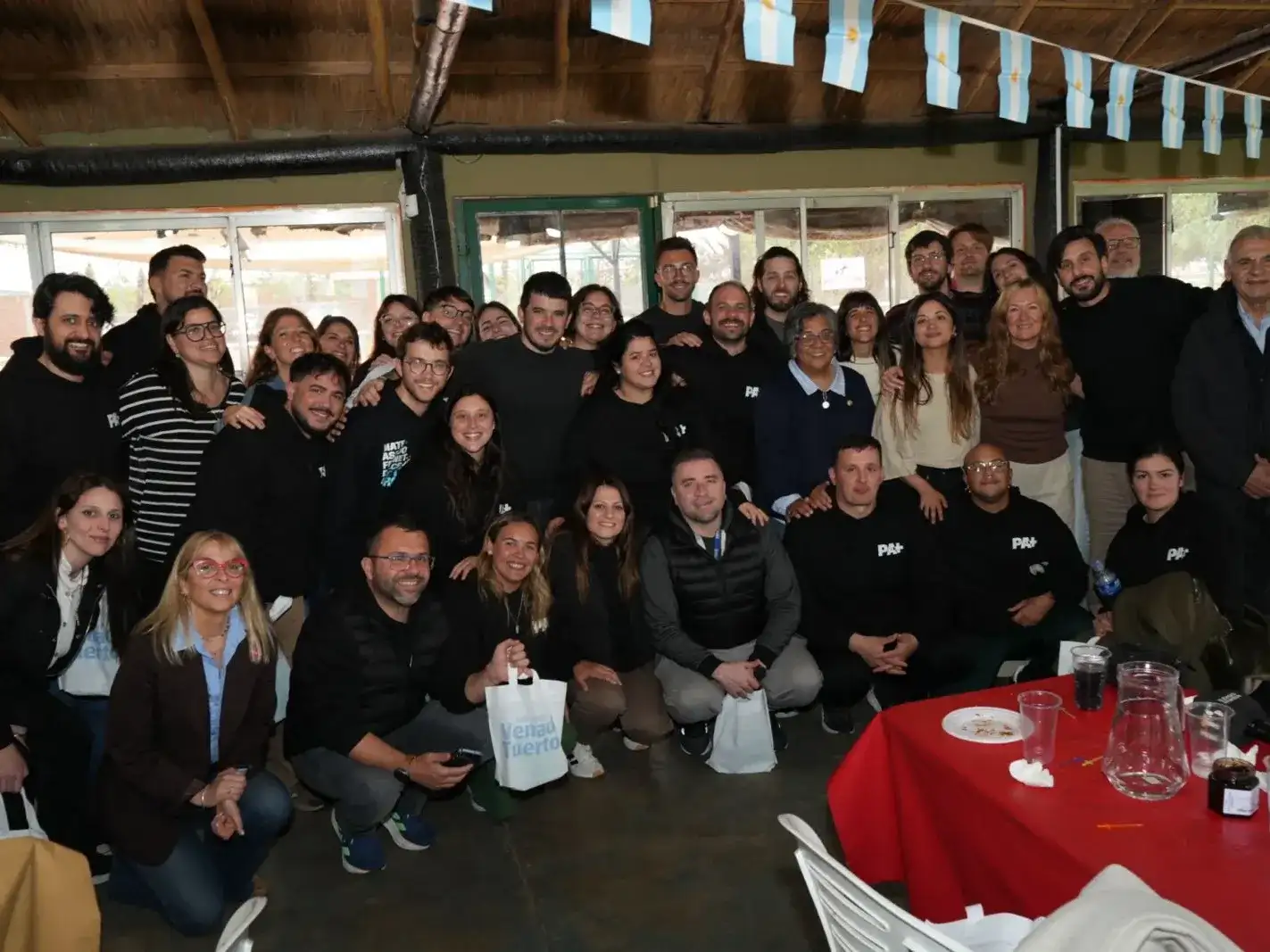 El intendente Leonel Chiarella participó del encuentro de Potencia Argentina junto a dirigentes y representantes de distintos sectores de la región.