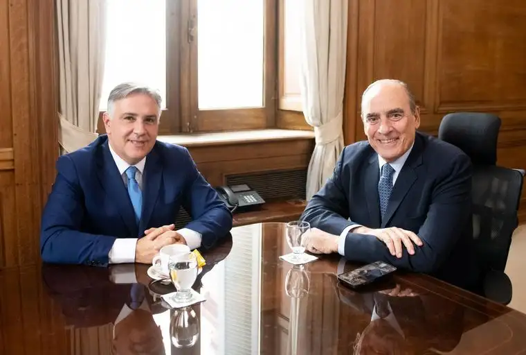 El jefe de Gabienete, Guillermo Francos, recibió al gobernador Martín Llaryora