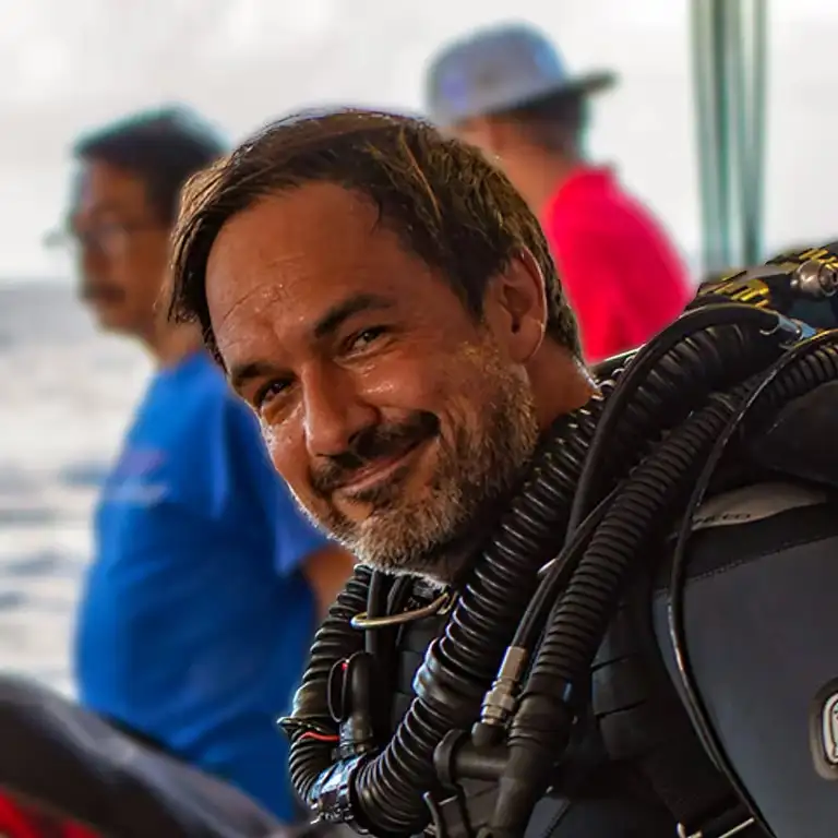 Alejandro Dutto es venadense, pero vive en Miami. Además de ser ingeniero, es buzo técnico desde hace más de 20 años. Cuenta sus travesías en el canal de YouTube @internationalscubadiversclub (Foto: Dirty Dozen Expeditions/Aron Arngrimsson)