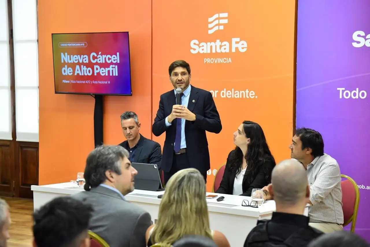 El gobierno de Pullaro invertirá  $ 109.828.291.188,24 en esta obra. Foto: GSF