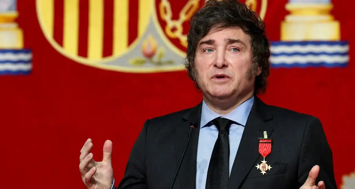 Javier Milei recibió el viernes el premio del Instituto Juan de Mariana Institute en Madrid, España. Crédito: Violeta Santos Moura/Reuters
