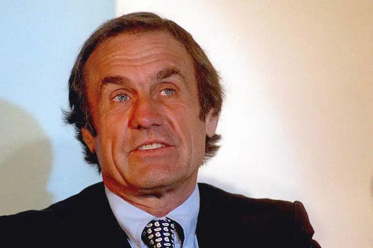 El senador Reutemann continúa en estado delicado
