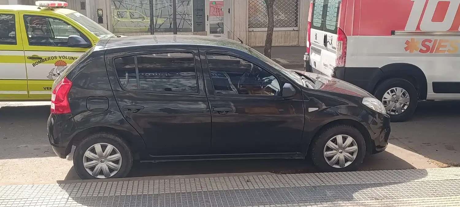 La ciclista fue asistida por el SIES y dada de alta en el lugar. Foto: BVVT
