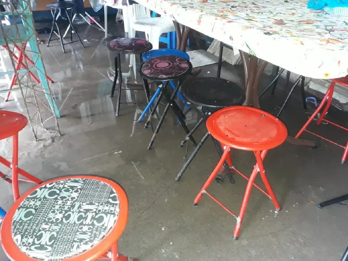 [VIDEO] Merendero de San Cayetano sufrió problemas ante el ingreso de agua de lluvia 