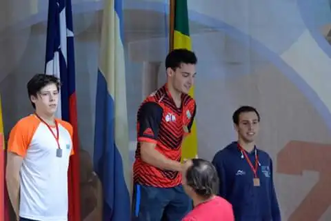 Podios para los tres