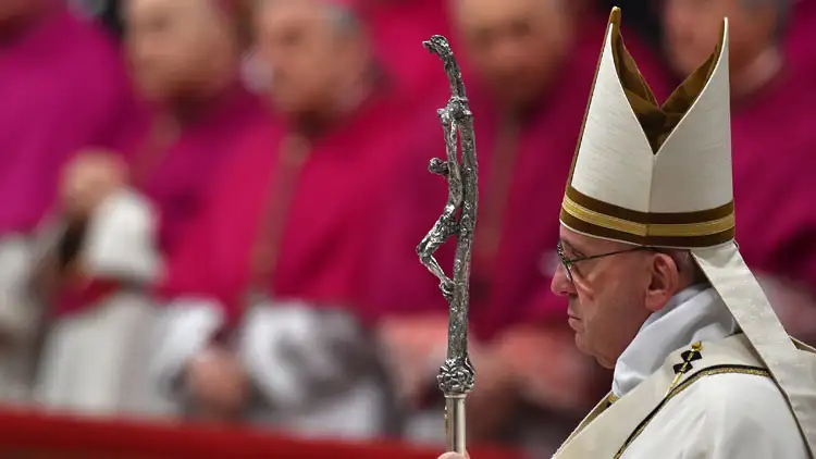 El Papa pide a la Iglesia que abandone “la lógica del conflicto” y los bandos