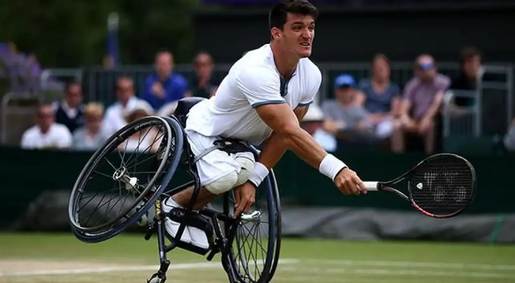 Wimbledon: Gustavo Fernández le ganó al número uno del mundo