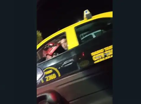 "Se pone en riesgo la integridad del pasajero", afirmó Pablo Sánchez, presidente Asociación de conductores de taxis.