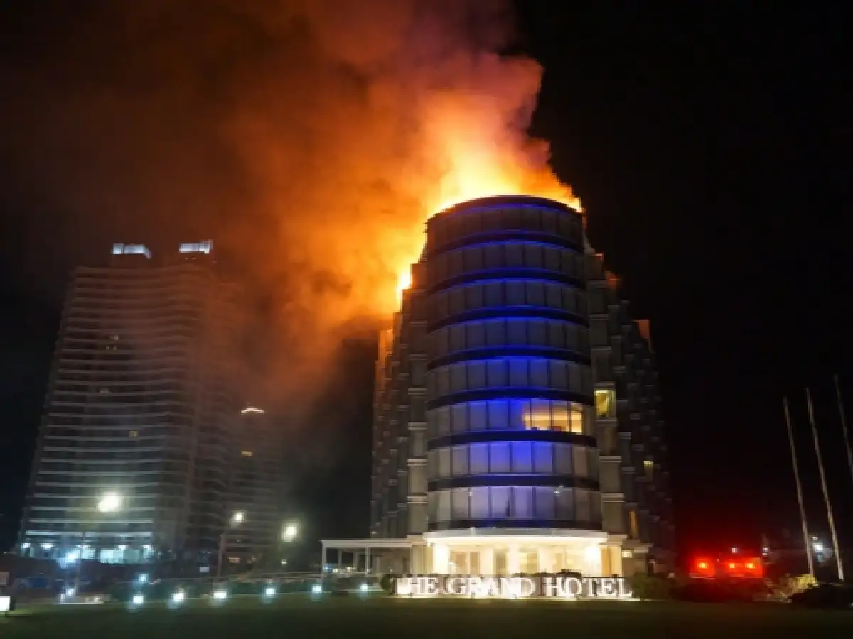 Incendio en un hotel de lujo en Punta del Este: más de 100 personas debieron ser evacuadas