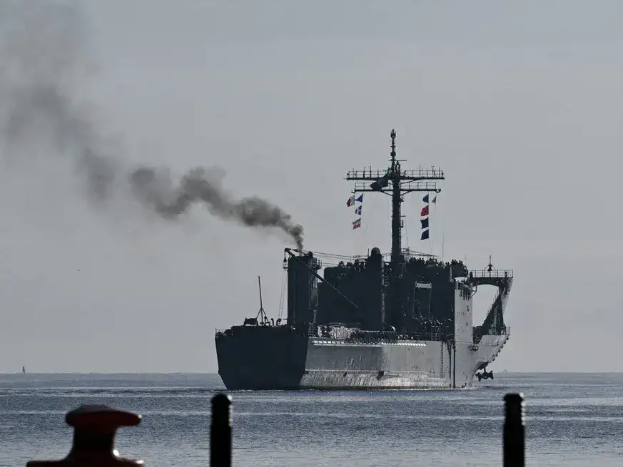 Buques con ayuda humanitaria llegan a Cuba. Crédito: Reuters.