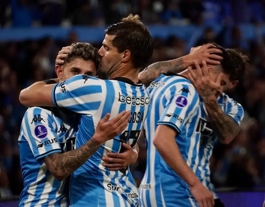 Racing recibirá este jueves al Corinthians de Brasil