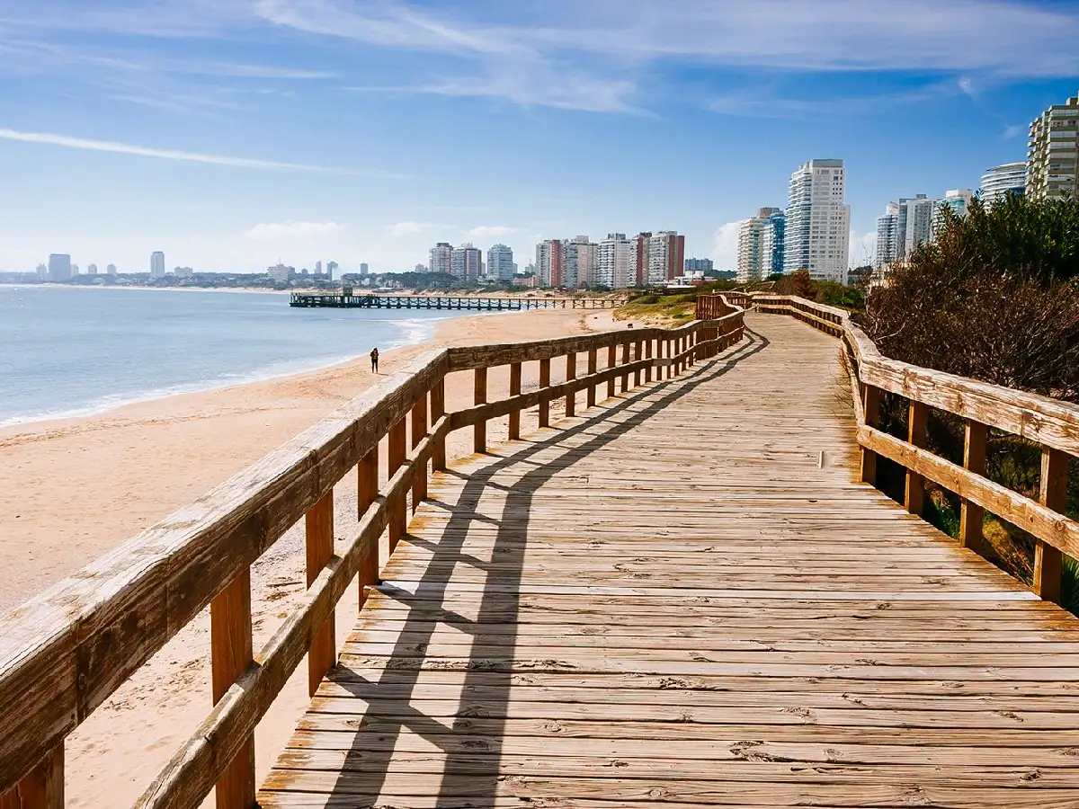 Uruguay: los turistas volverán a recibir reintegros por el IVA