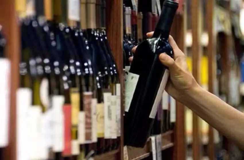 Villa Gesell: prohíben el consumo de alcohol en la vía pública tras el crimen de Báez Sosa