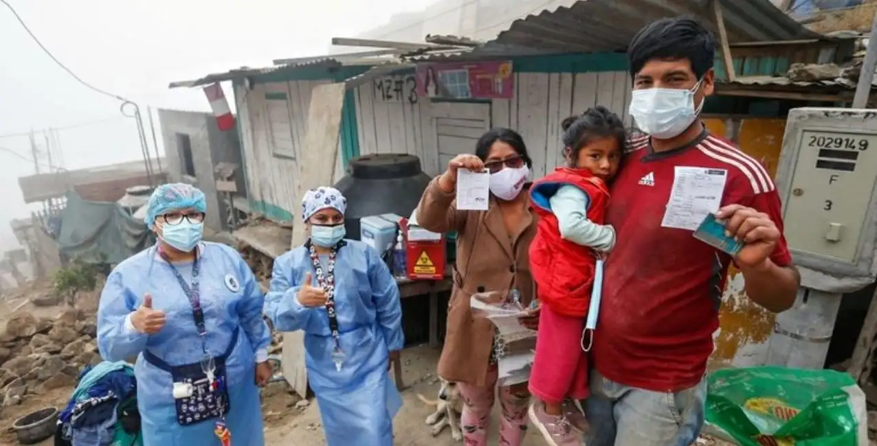 Perú a punto de lograr la inmunización del 60 % de la población objetivo